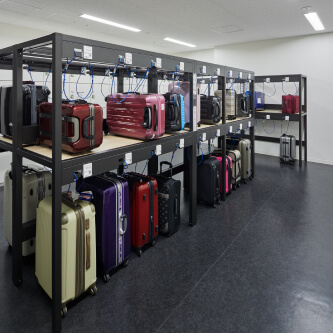 Photo: Self-service lockers where you can leave your carry-on cases, etc.